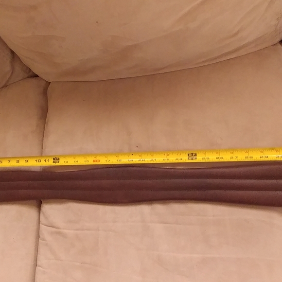 Tory Leather, english girth, 48, good condition - Picture 5 of 5